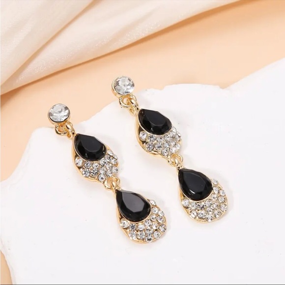 Gold Filled Black Floral CZ Necklace Set - Picture 3 of 4